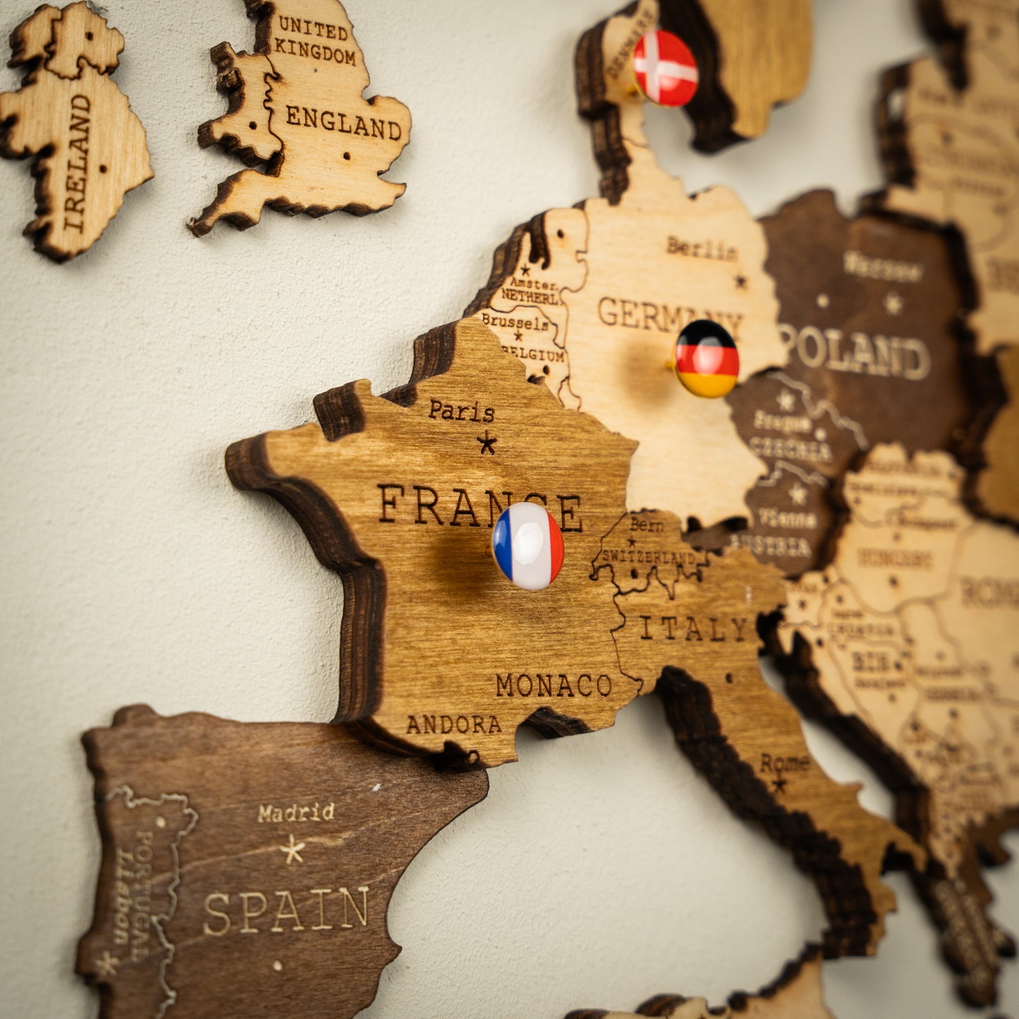 Carte du monde en bois 3D MIDNIGHT OAK