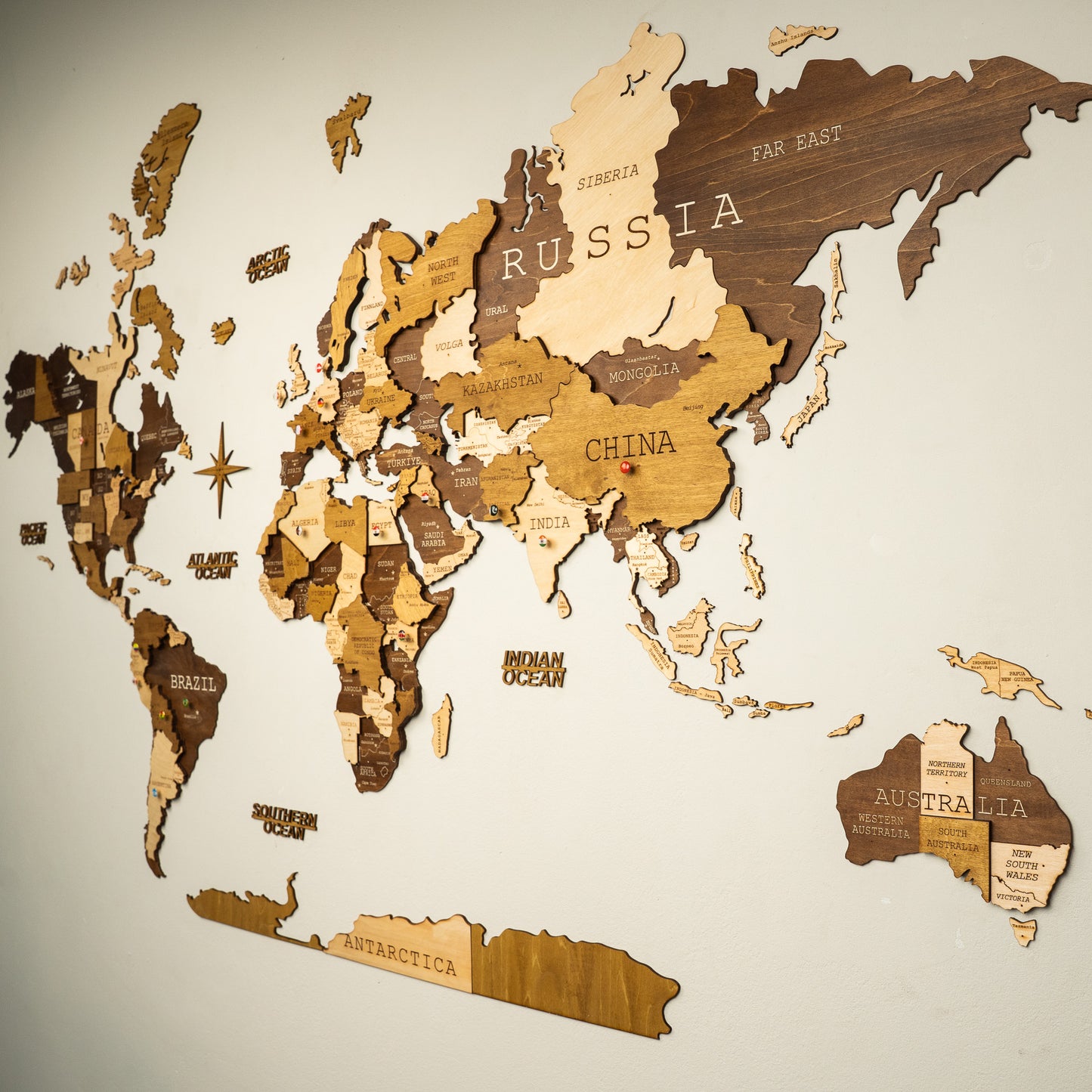 Carte du monde en bois 3D MIDNIGHT OAK